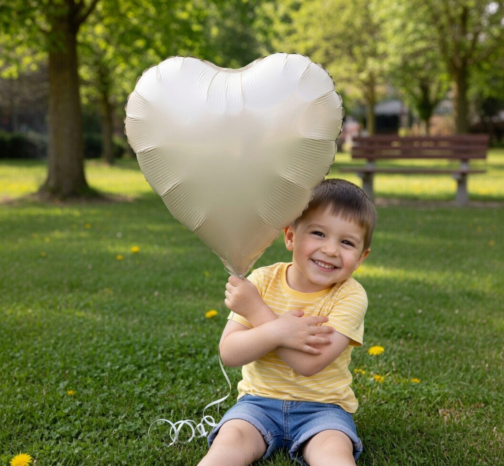 Cream Heart Balloons, 10PCS Cream White Foil Heart Shape Balloons, 18inch Beige Foil Valentine Balloons for Helium Nude Neutral Love Balloon for Valentines Day, White Wedding, Brithday Decorations Vatoyum Balloons